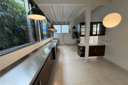 Casa à venda com 4 suítes em Residencial Tamboré, Barueri, SP