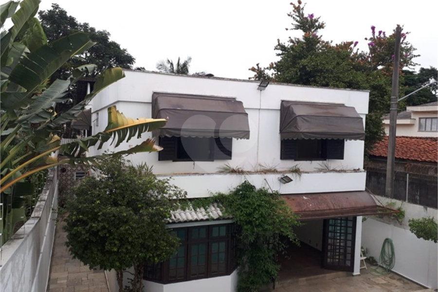 Sobrado à venda com 5 quartos, sendo 3 suítes, em Tremembé, São Paulo, SP
