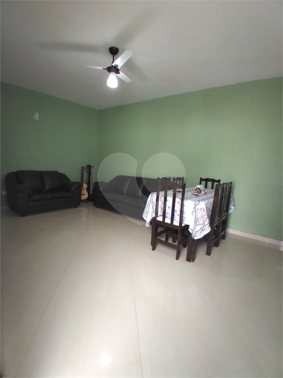 Casa Térrea à venda com 3 suítes em Loty, Itanhaém, SP