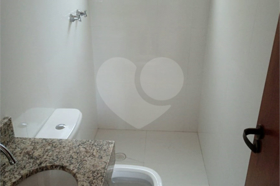 Casa à venda com 3 quartos, sendo 1 suíte, no condomínio Residencial Vila Primavera (zona Norte), São Paulo - SP