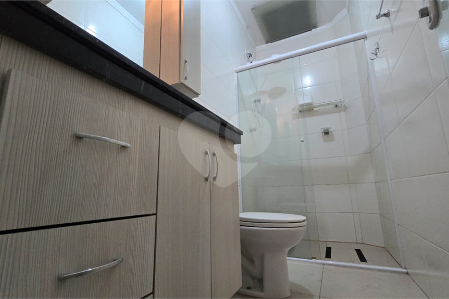 Sobrado à venda com 3 quartos, sendo 1 suíte, em Vila Clarice, São Paulo, SP