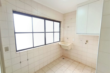 Apartamento à venda com 3 quartos, sendo 1 suíte, no Centro, Ribeirão Preto, SP