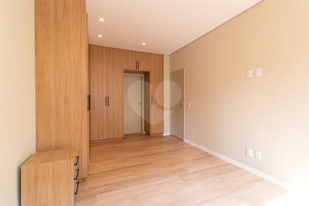 Apartamento à venda com 3 quartos, sendo 2 suítes, em Bela Vista, São Paulo, SP