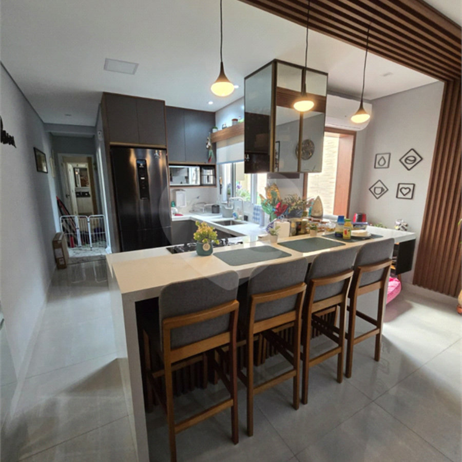 Apartamento à venda com 2 quartos, sendo 1 suíte, em Vila Pires, Santo André, SP