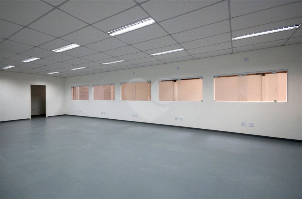Sala para alugar em Protestantes, Votorantim, SP