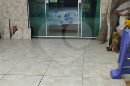 Sobrado à venda com 3 quartos, sendo 1 suíte,  em Vila Nova Cintra, Mogi das Cruzes, SP