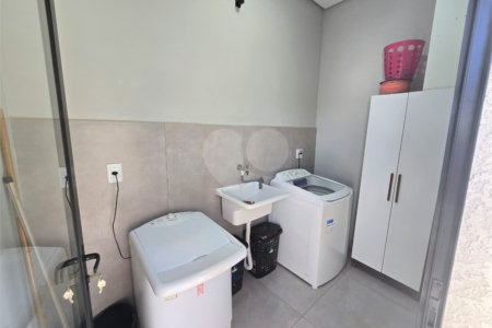 Casa à venda com 3 quartos, sendo 1 suíte, em Residencial Lago dos Ipês, Itapetininga, SP