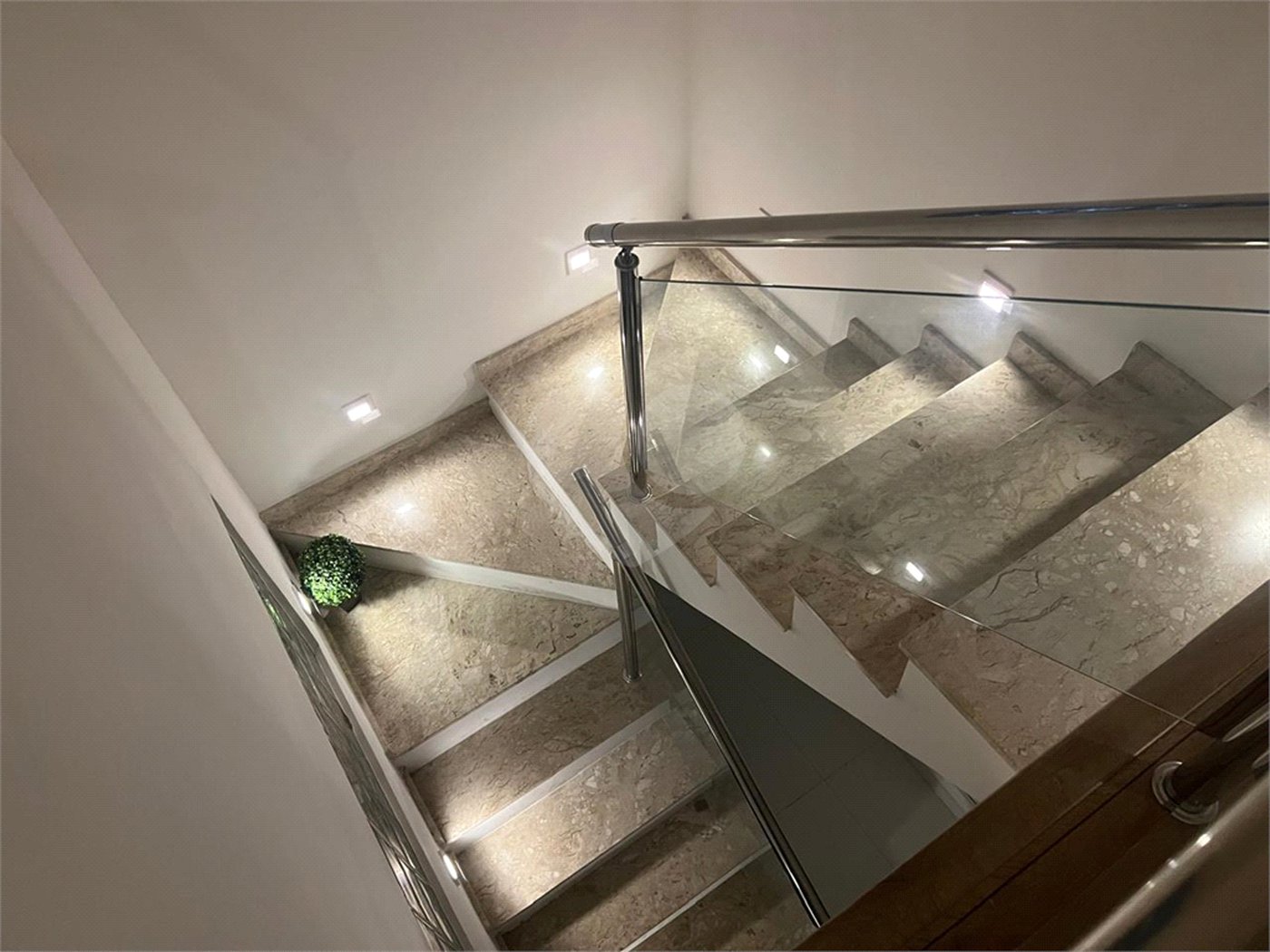 Sobrado à venda com 3 quartos, sendo 1 suíte, em Jardim Vazani, São Paulo, SP