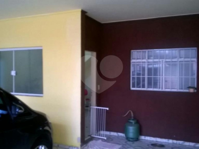 Sobrado à venda com 4 quartos, sendo 1 suíte,  em Parque Edu Chaves, São Paulo, SP