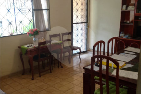 Casa à venda com 2 quartos em Campo Grande, Rio de Janeiro, RJ