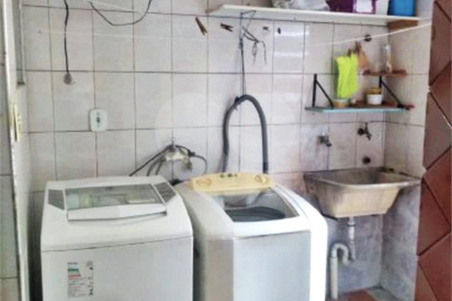 Sobrado à venda com 4 quartos em Parada Inglesa, São Paulo, SP