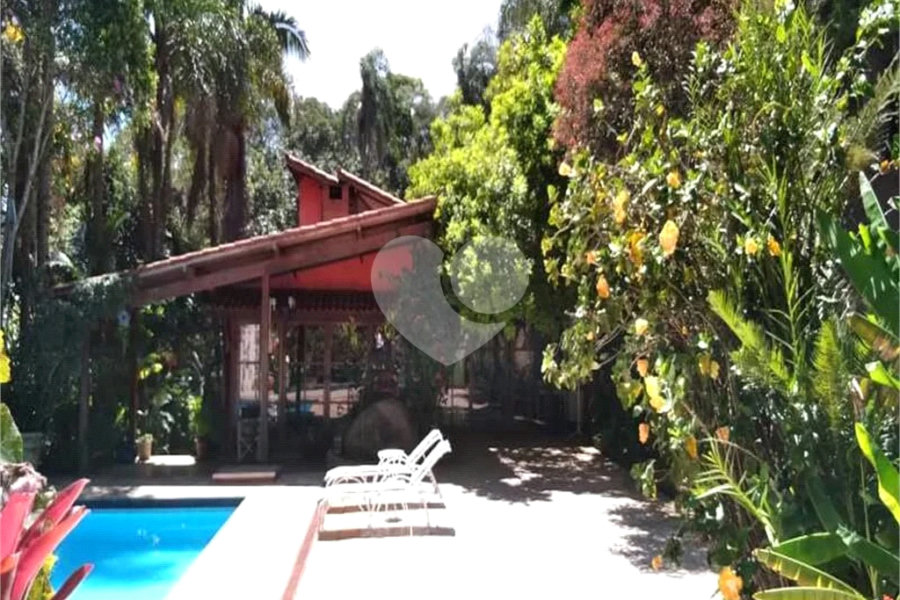 Casa Térrea à venda com 5 quartos, sendo 4 suítes, em Serra da Cantareira, Mairiporã, SP