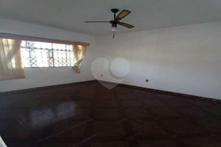 Casa à venda com 2 quartos em Campo Grande, Rio de Janeiro, RJ