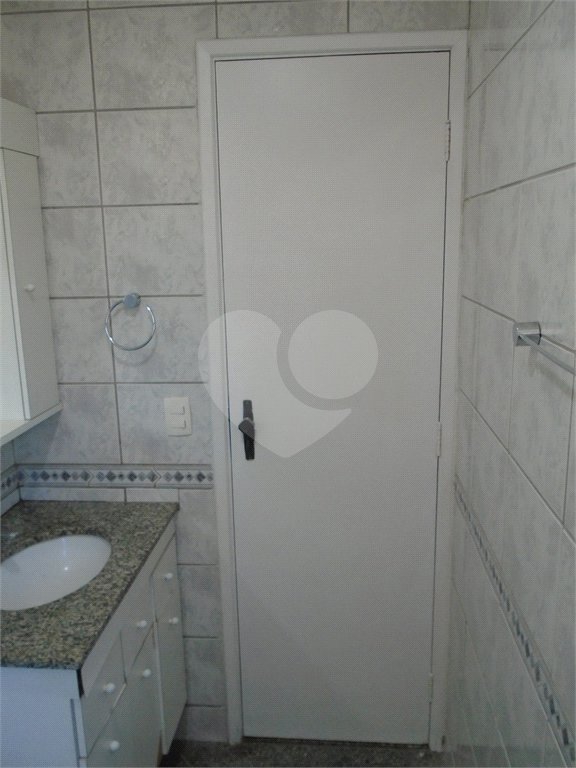 Apartamento à venda com 3 quartos, sendo 1 suíte, em Vila Oliveira, Mogi das Cruzes, SP