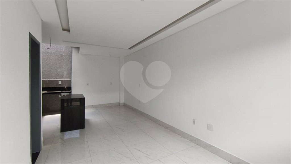 Casa à venda com 2 suítes no condomínio Residencial Paranaguá, São Paulo - SP