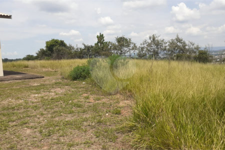 Chácara à venda com 4 quartos, sendo 1 suíte, em Vista Alegre, Vinhedo, SP