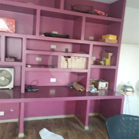 Sobrado à venda com 3 quartos, sendo 1 suíte, em Jardim Cordeiro, São Paulo, SP