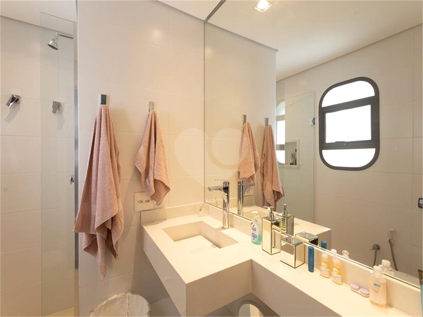 Apartamento a venda nos Jardins 262 m2, 3 suites e 3 vagas