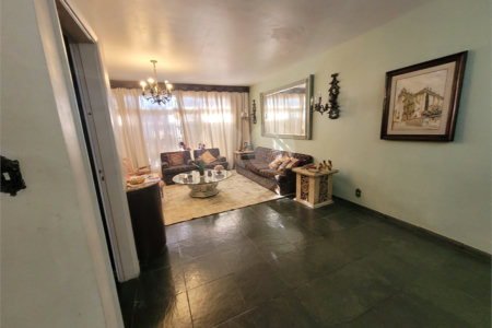 Sobrado à venda com 3 quartos, sendo 1 suíte, em Vila Hamburguesa, São Paulo, SP