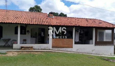 Chácara à venda com 3 quartos, sendo 2 suítes,  em Terras de Santa Carolina ii, Itu, SP
