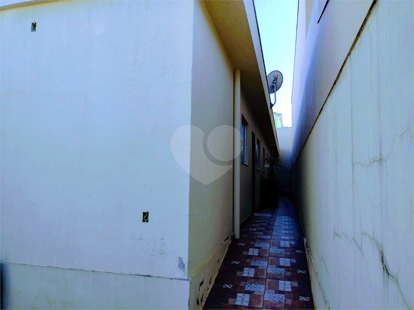 Casa à venda com 3 quartos, sendo 1 suíte,  em Capela, Vinhedo, SP