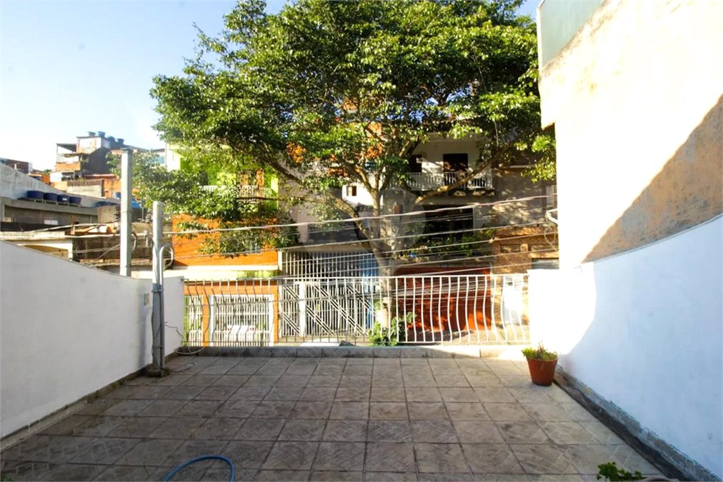 Sobrado para alugar com 3 quartos, sendo 2 suítes, em Jaraguá, São Paulo, SP