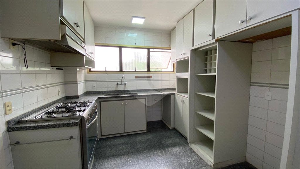 Apartamento para alugar com 3 suítes em Chácara Santo Antônio, São Paulo, SP
