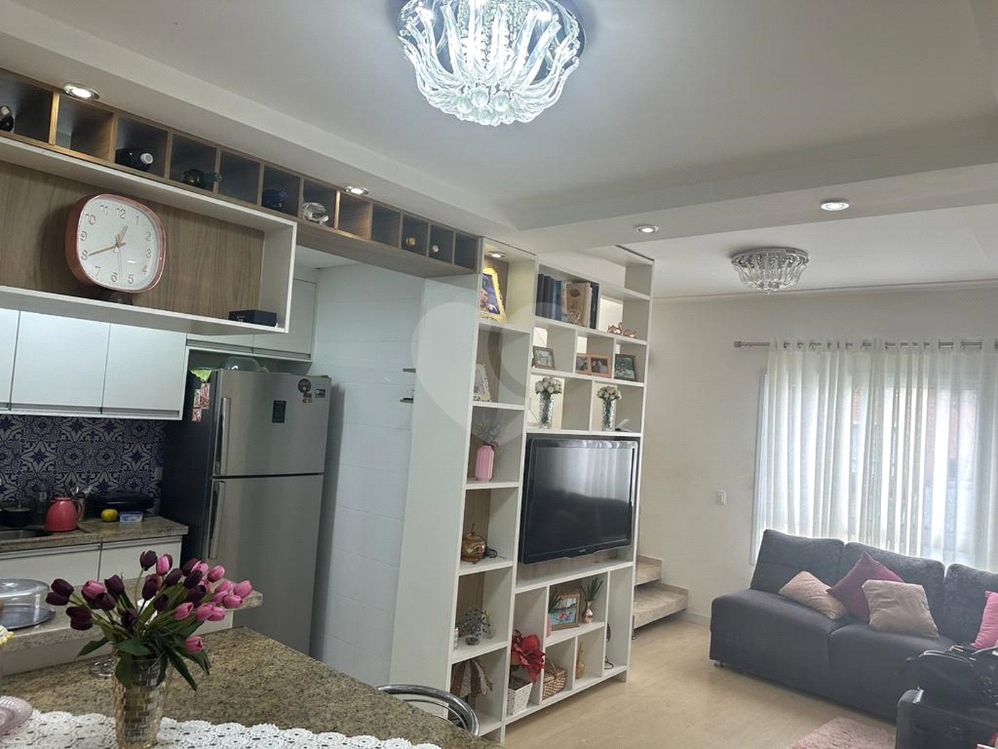 Sobrado à venda com 2 quartos em Jardim Carlos Cooper, Suzano, SP