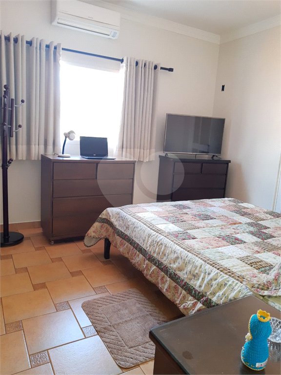 Casa à venda com 3 quartos, sendo 1 suíte, no condomínio Vila Real Bonfim Paulista, Ribeirão Preto - SP