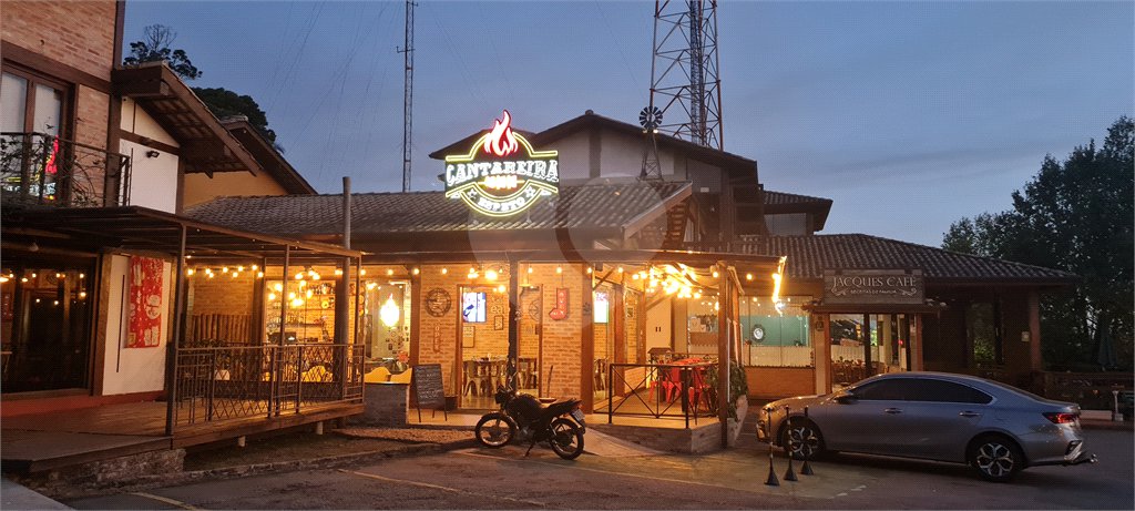 Salão para alugar em Caraguatá, Mairiporã, SP