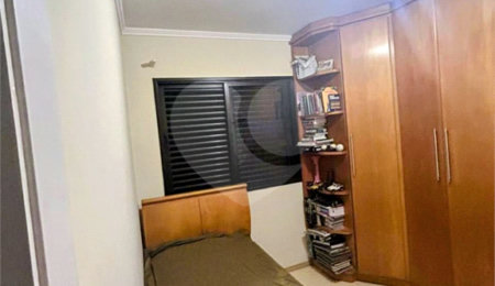 Apartamento à venda com 3 quartos, sendo 1 suíte, em Jardim Leonor Mendes de Barros, São Paulo, SP