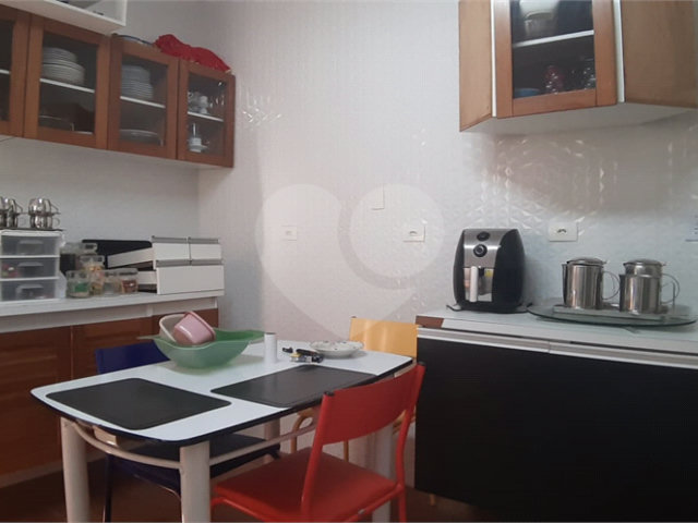 Sobrado à venda com 2 quartos em Santana, São Paulo, SP