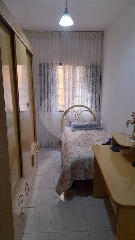 Casa de Vila à venda com 3 quartos, sendo 1 suíte, em Pari, São Paulo, SP