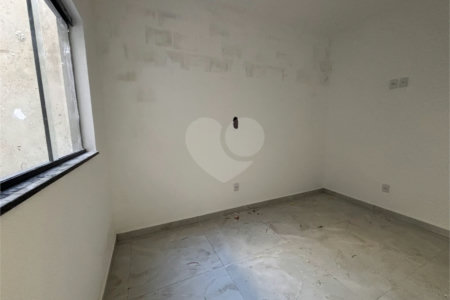 Casa de Vila à venda com 2 quartos em Jardim Santa Marta, Sorocaba, SP