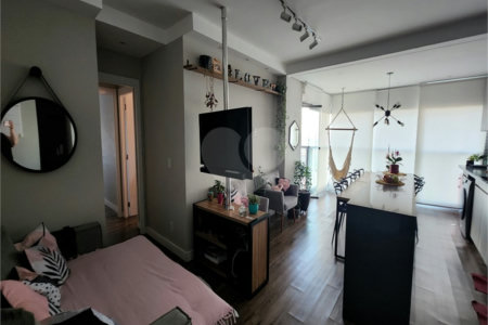 Apartamento à venda com 2 suítes em Vila Dom Pedro I, São Paulo, SP
