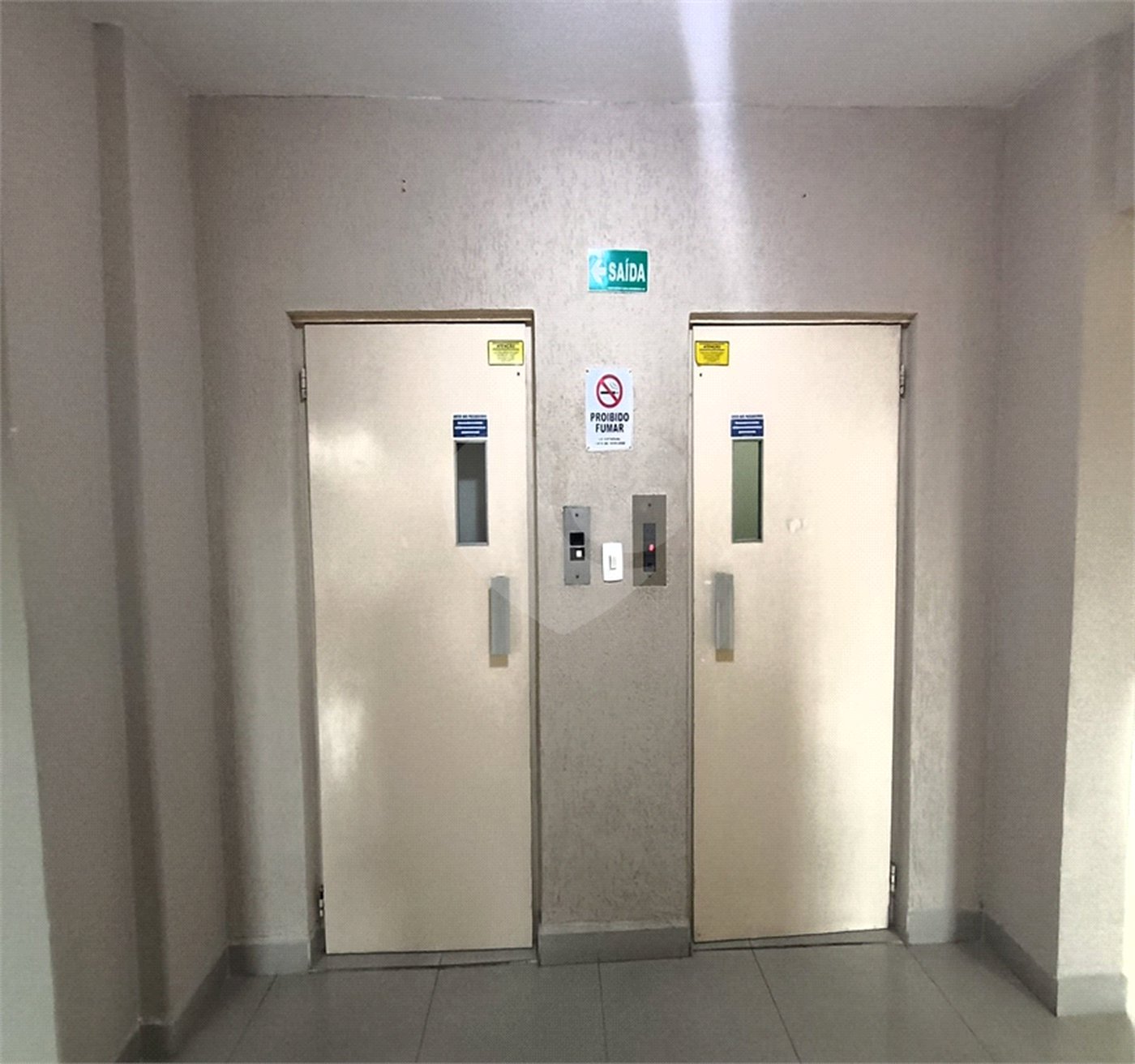 Apartamento à venda com 2 quartos em Chora Menino, São Paulo, SP