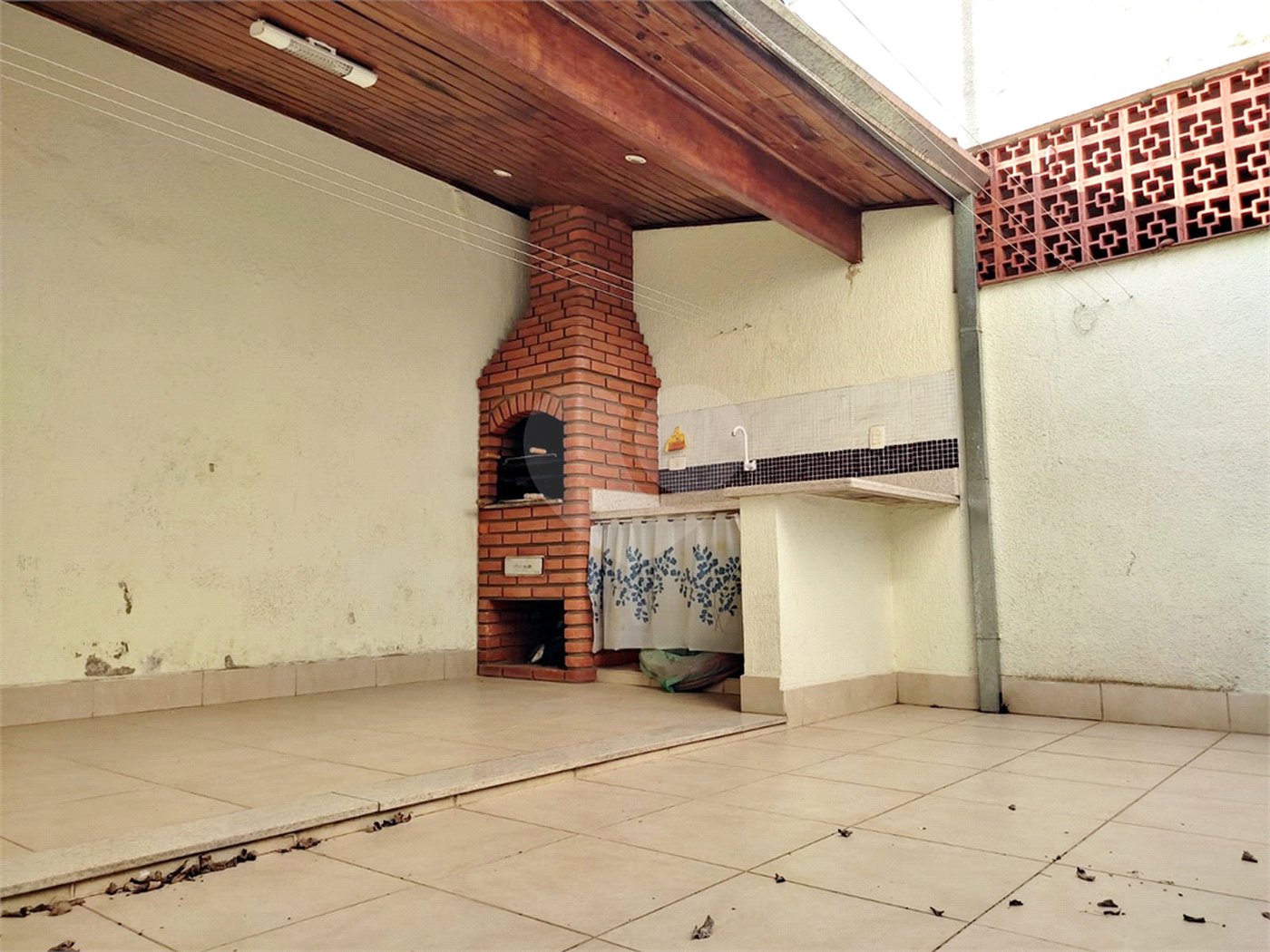 Sobrado à venda com 3 quartos, sendo 1 suíte,  em Vila Medeiros, São Paulo, SP