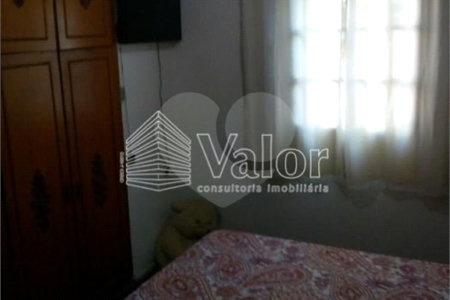 Casa em excelente localização na Vila Prado á venda.