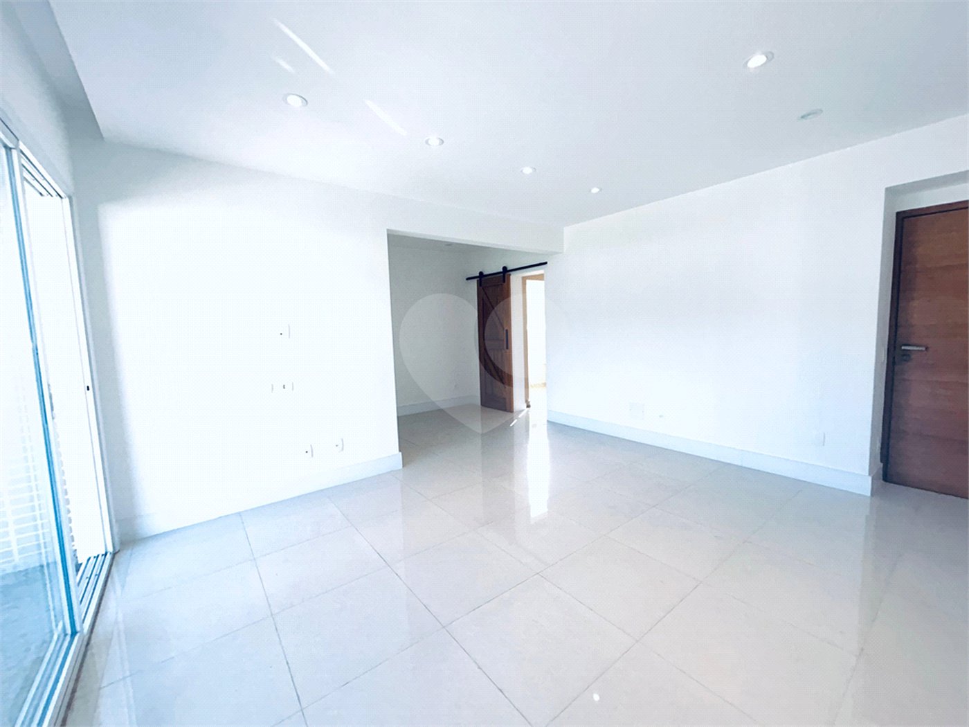 Apartamento à venda com 2 quartos, sendo 1 suíte, em Grajaú, Rio de Janeiro, RJ
