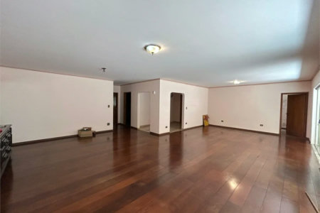 Casa à venda ou para alugar com 3 suítes em Jardim Guedala, São Paulo, SP
