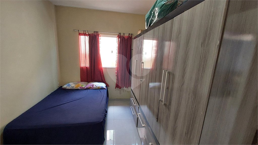 Casa à venda com 4 quartos, sendo 2 suítes, no condomínio Vivendas do Mendanha, Rio de Janeiro - RJ