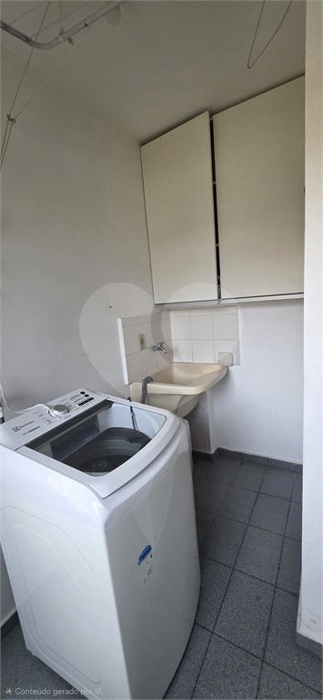 Sobrado à venda com 3 quartos em Santa Terezinha, São Paulo, SP