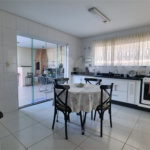 Casa à venda com 4 quartos, sendo 3 suítes,  no condomínio Residencial Villa dos Inglezes, Sorocaba - SP