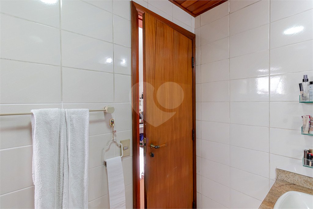 Apartamento à venda com 3 suítes em Aclimação, São Paulo, SP