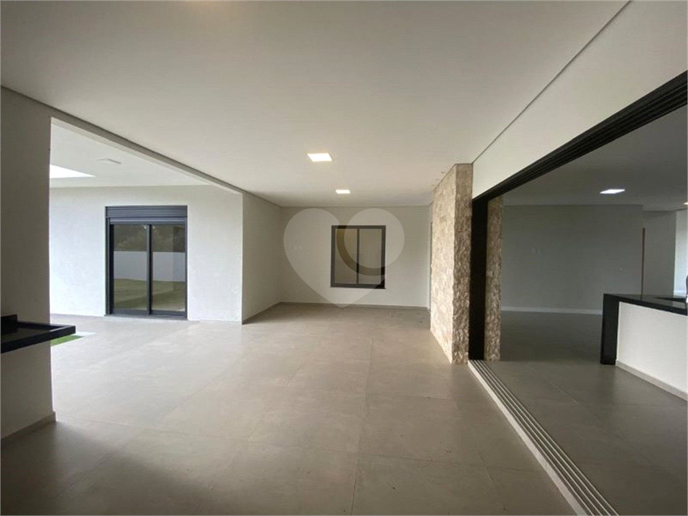 Casa à venda com 3 suítes no condomínio Campo de Toscana, Vinhedo - SP