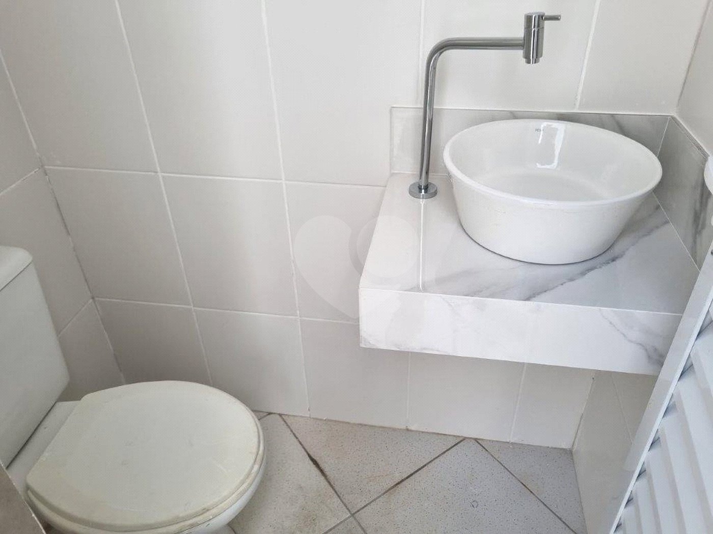 Casa à venda com 3 quartos, sendo 2 suítes,  em Mirandópolis, São Paulo, SP