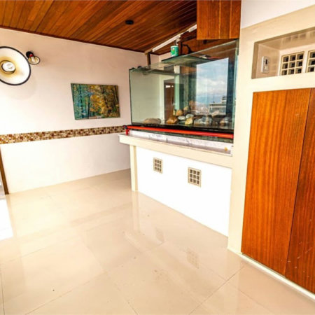 Sala Comercial à Venda na Encruzilhada – 100 M² – Santos/Sp