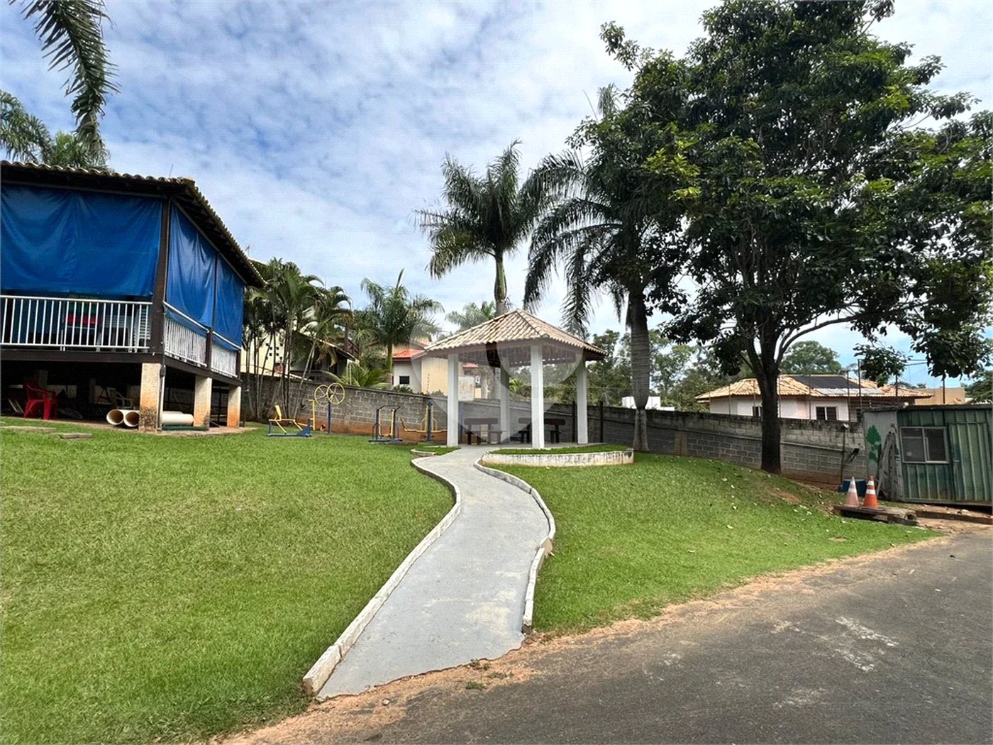 Terreno à venda no condomínio Residencial Dacha, Sorocaba - SP