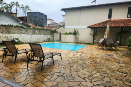 Casa em condomínio à venda ou para alugar com 2 quartos, sendo 1 suíte,  em Geribá, Armação dos Búzios, RJ