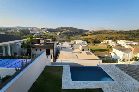 Casa à venda com 4 suítes no condomínio Santa Isabel I, Louveira - SP